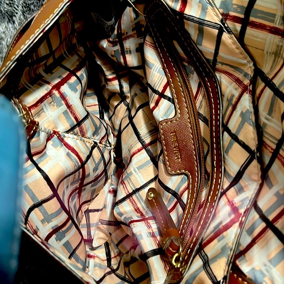 Nine West purse used once. Spotless inside and out. - Picture 3 of 5
